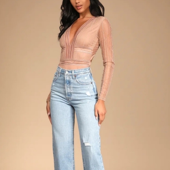 New With No Tags- SEXY Lulu's Tan Lace Bodysuit M - Picture 2 of 8